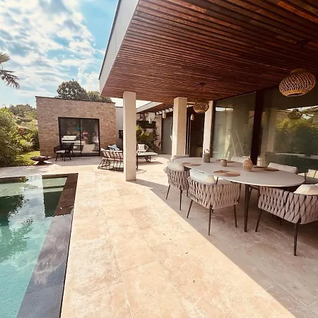 Exceptionnelle 14 Pers, Piscine A Debordement *