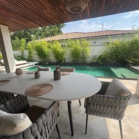 别墅 Exceptionnelle 14 Pers, Piscine A Debordement *
